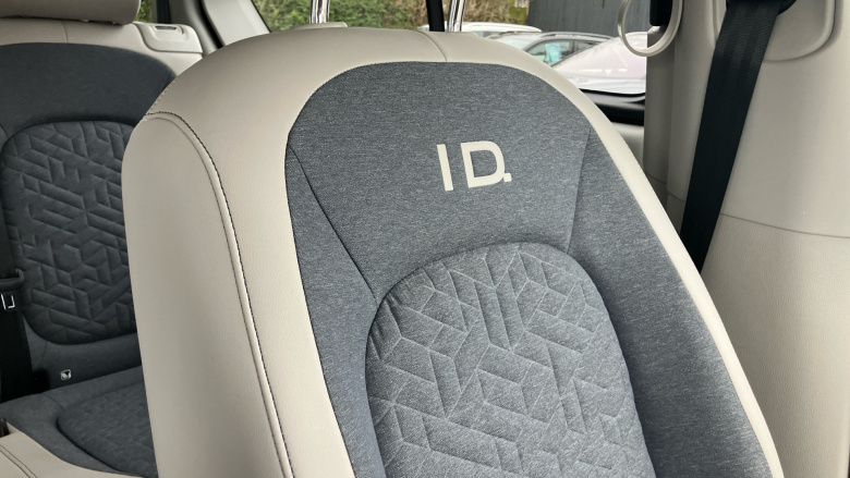 Volkswagen ID. Buzz 210kW Style Pro 86kWh 5dr LWB Auto [7 Seat] Electric Estate